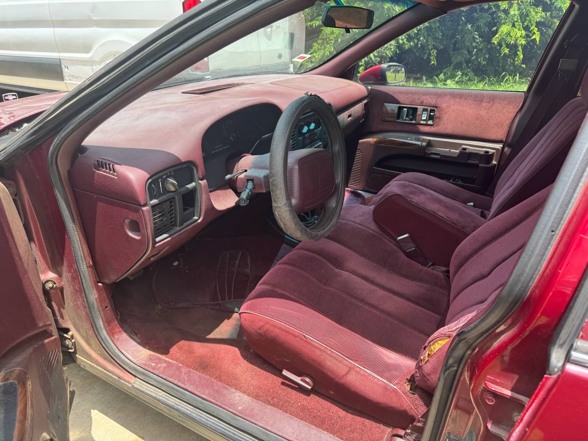 Chevrolet-cape-1994-red-7