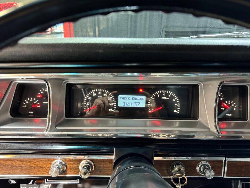 Chevrolet-caprice-1966-blue-5