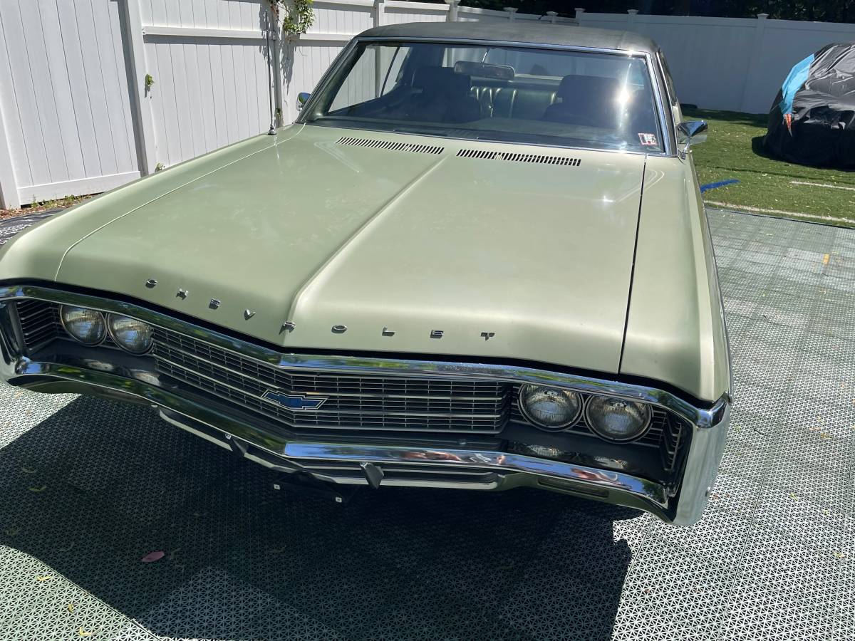 Chevrolet-caprice-1969-green-9