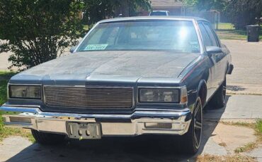 Chevrolet-caprice-1985-grey
