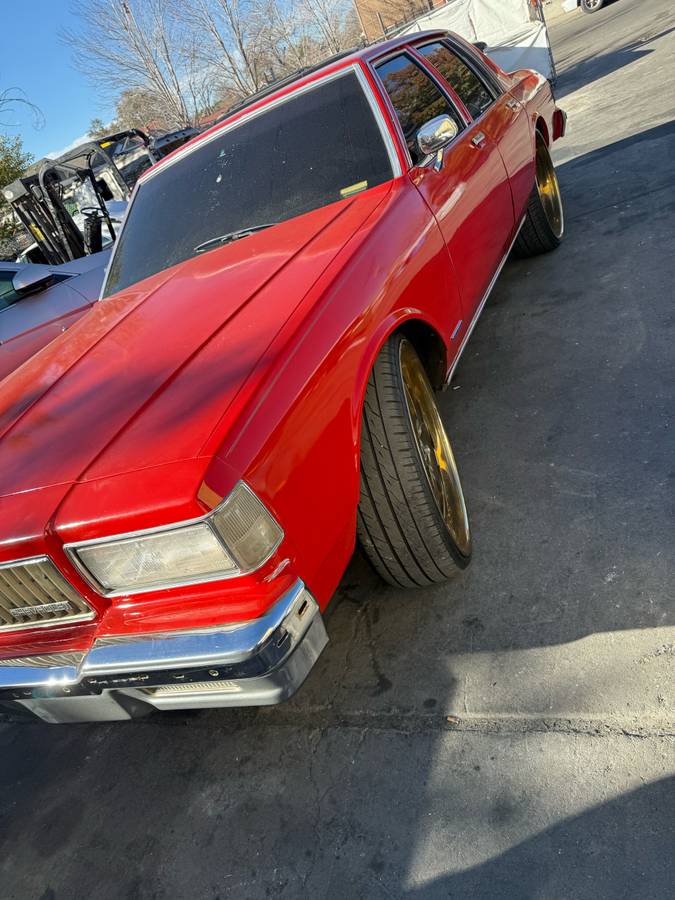 Chevrolet-caprice-1989-custom-3