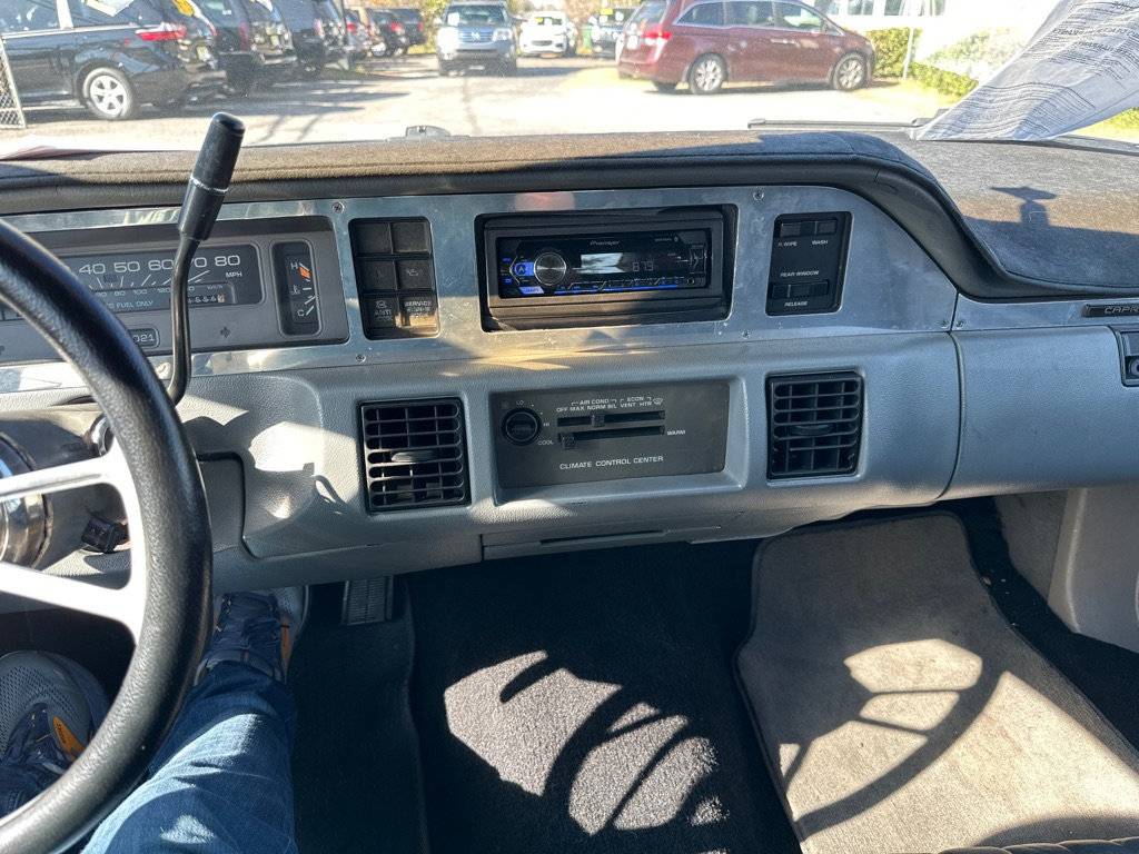 Chevrolet-caprice-1991-grey-8