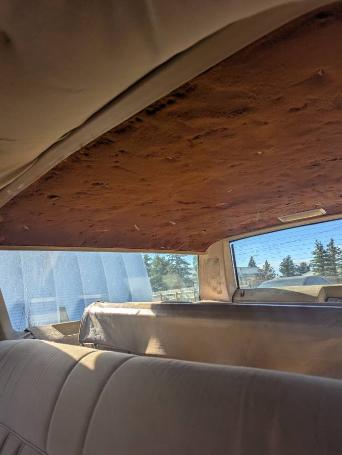 Chevrolet-caprice-classic-1985-brown-13