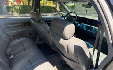 Chevrolet-caprice-classic-1991-silver-21