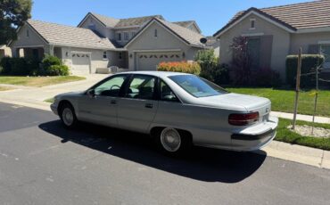 Chevrolet-caprice-classic-1991-silver