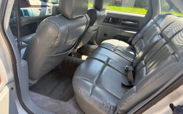 Chevrolet-caprice-classic-1991-silver-8