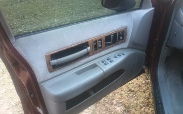Chevrolet-caprice-classic-1992-red-4