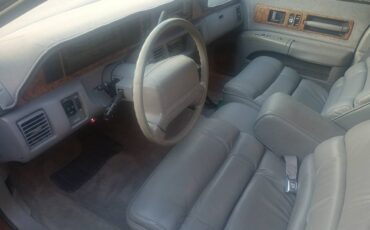 Chevrolet-caprice-classic-1992-red-7