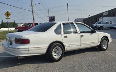 Chevrolet-caprice-classic-1995-white-14