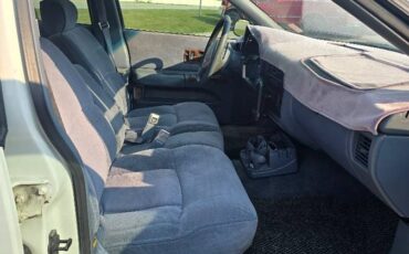 Chevrolet-caprice-classic-1995-white-16