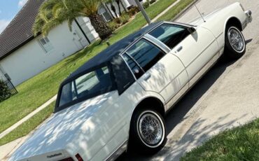 Chevrolet-caprice-classic-brougham-f41-1987-white-16