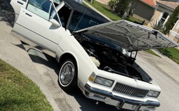Chevrolet-caprice-classic-brougham-f41-1987-white