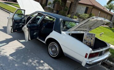Chevrolet-caprice-classic-brougham-f41-1987-white-5