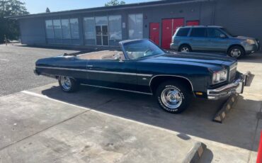 Chevrolet-caprice-classic-convertible-1975-blue-1
