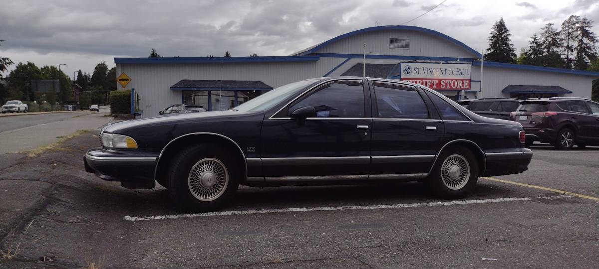 Chevrolet-caprice-ltz-1993-blue
