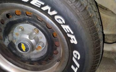 Chevrolet-caprice-ss-1995-black-2