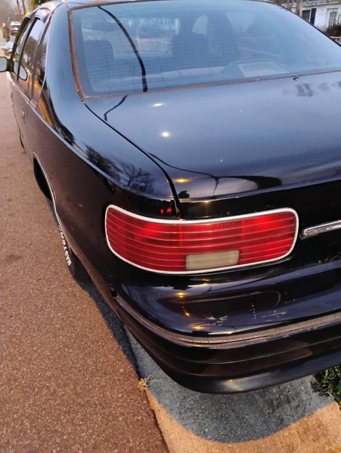Chevrolet-caprice-ss-1995-black-3
