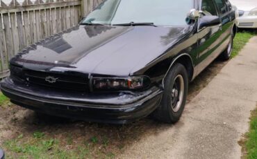 Chevrolet-caprice-ss-1995-black