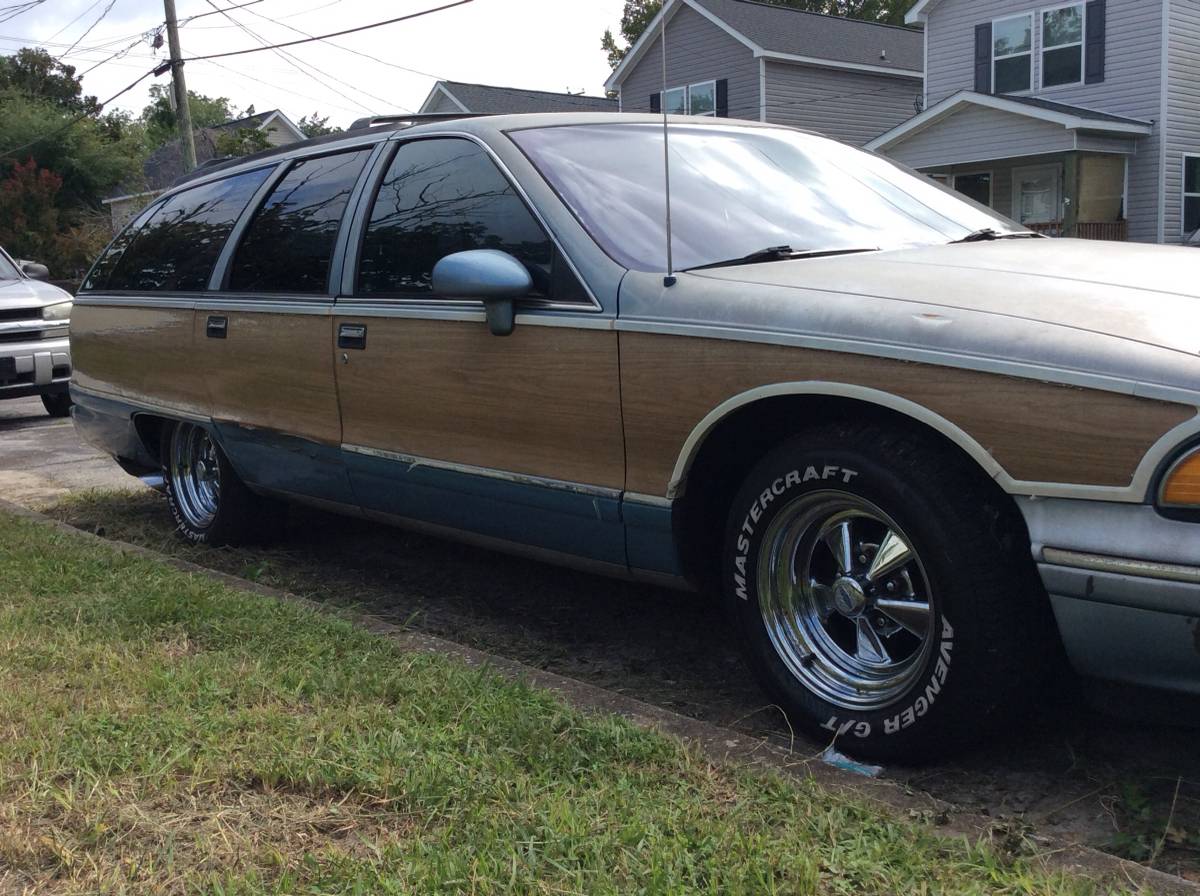 Chevrolet-caprice-wagon-1993-10