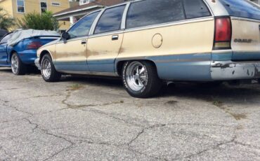 Chevrolet-caprice-wagon-1993-2