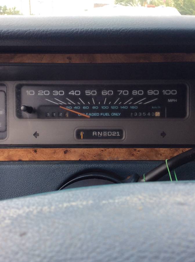 Chevrolet-caprice-wagon-1993-3