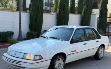 Chevrolet-cavalier-1992-white