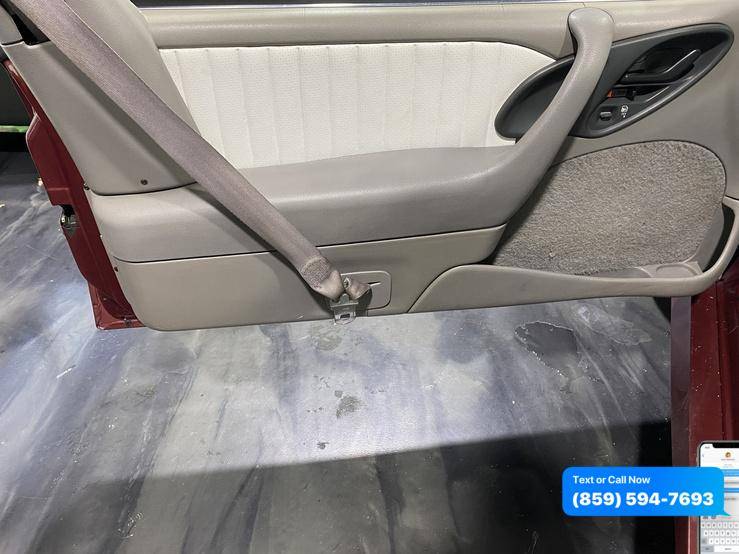 Chevrolet-cavalier-1993-red-10