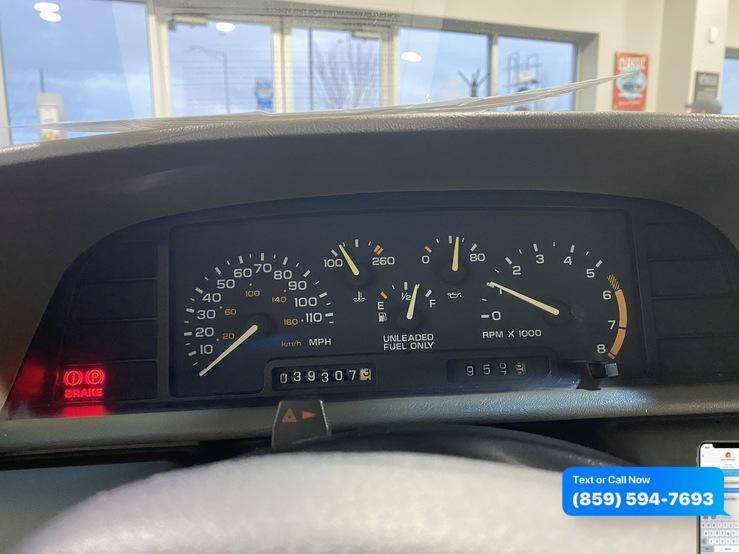 Chevrolet-cavalier-1993-red-13