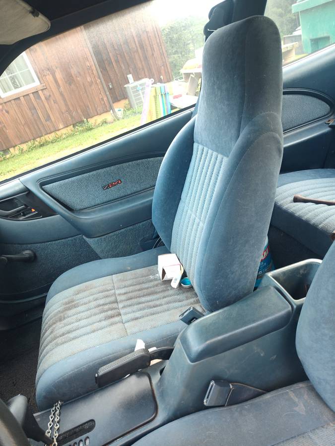 Chevrolet-cavalier-z24-1991-white-2