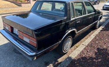 Chevrolet-celebrity-1983-black-2