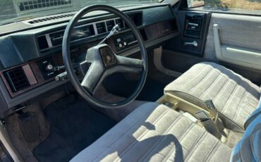 Chevrolet-celebrity-1983-black-5