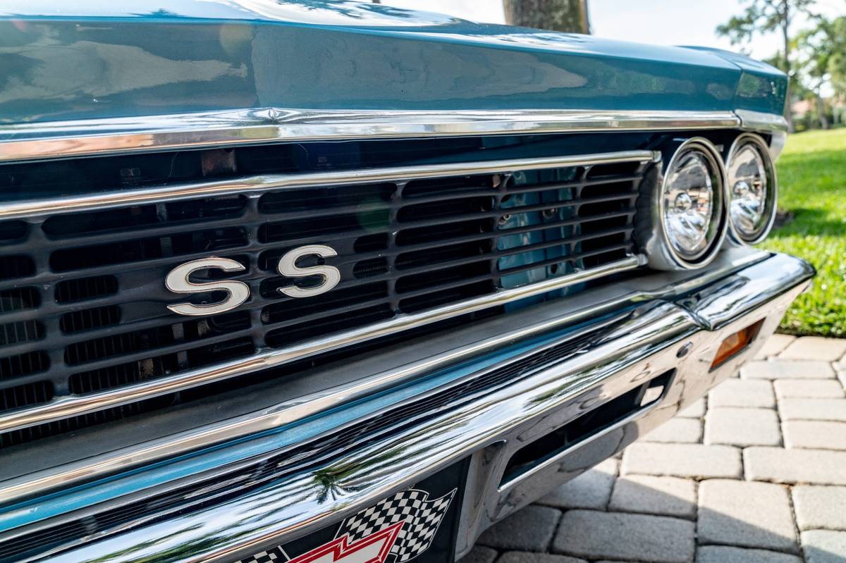 Chevrolet-chevelle-1966-blue-6