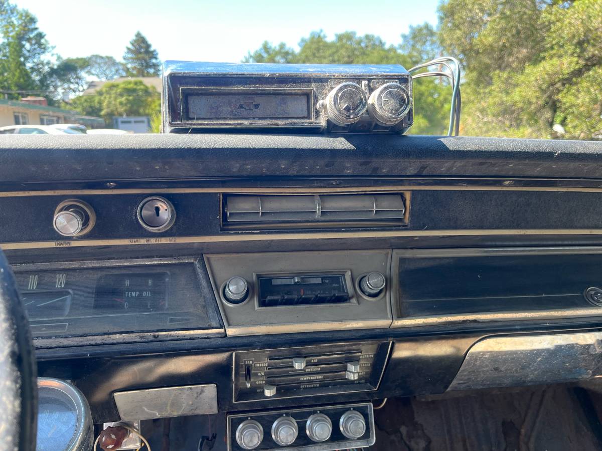 Chevrolet-chevelle-1966-grey-8