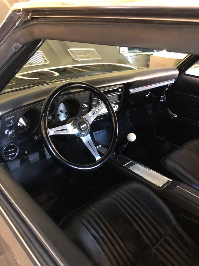 Chevrolet-chevelle-1969-custom-4