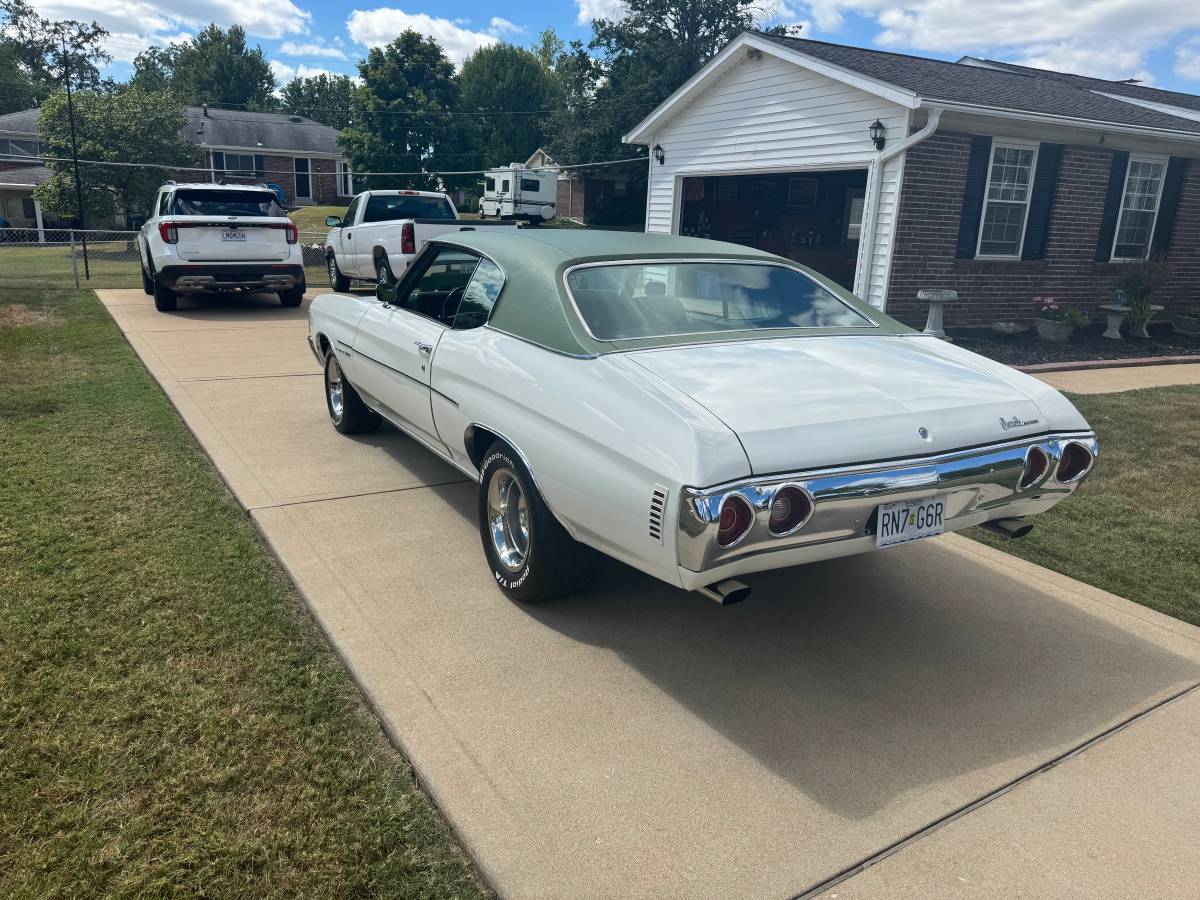 Chevrolet-chevelle-1972-4
