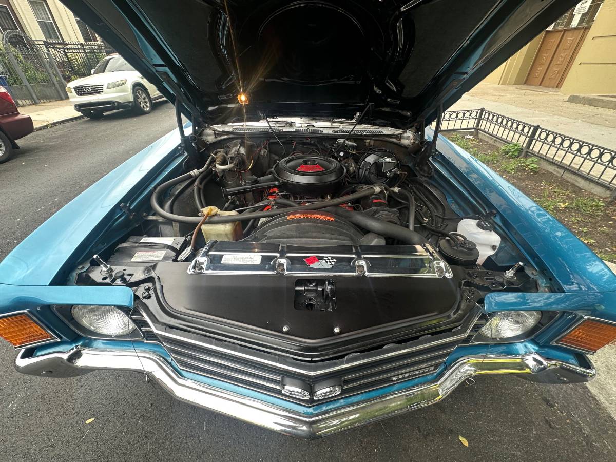 Chevrolet-chevelle-1972-blue-13