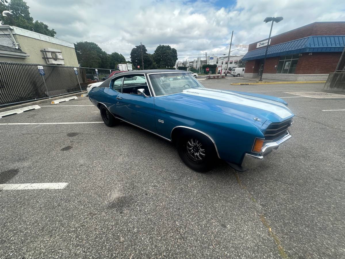 Chevrolet-chevelle-1972-blue-4