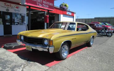 Chevrolet-chevelle-1972-custom-1
