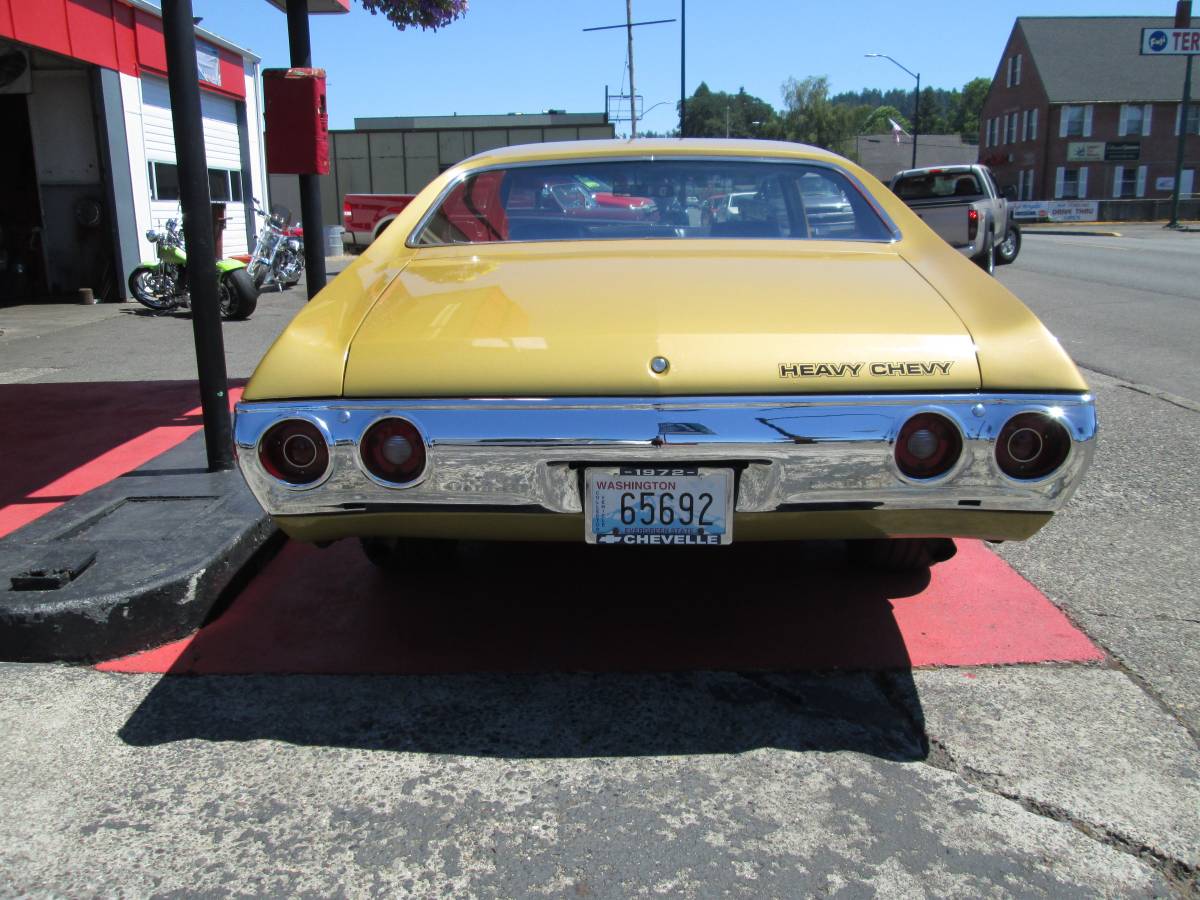 Chevrolet-chevelle-1972-custom-11