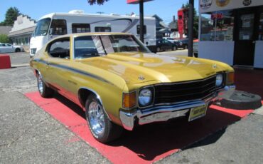 Chevrolet-chevelle-1972-custom-12