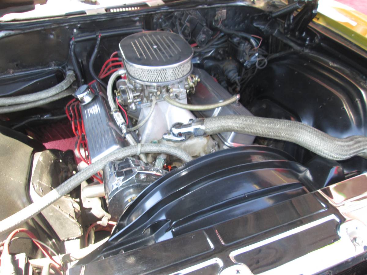 Chevrolet-chevelle-1972-custom-7