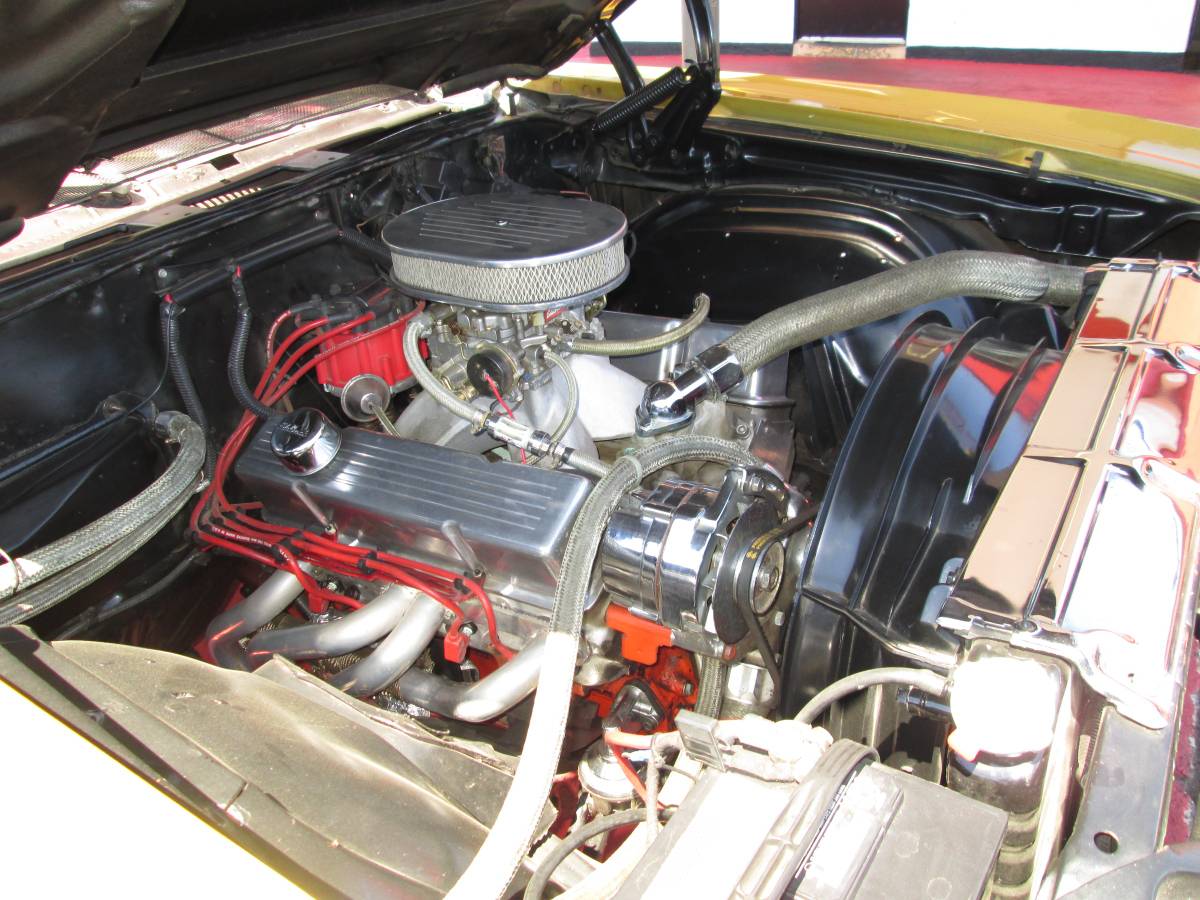 Chevrolet-chevelle-1972-custom-8