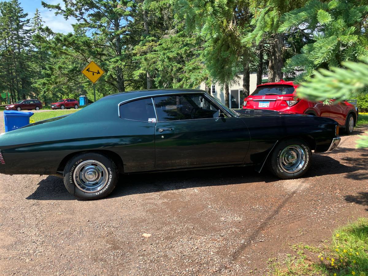 Chevrolet-chevelle-1972-green-5