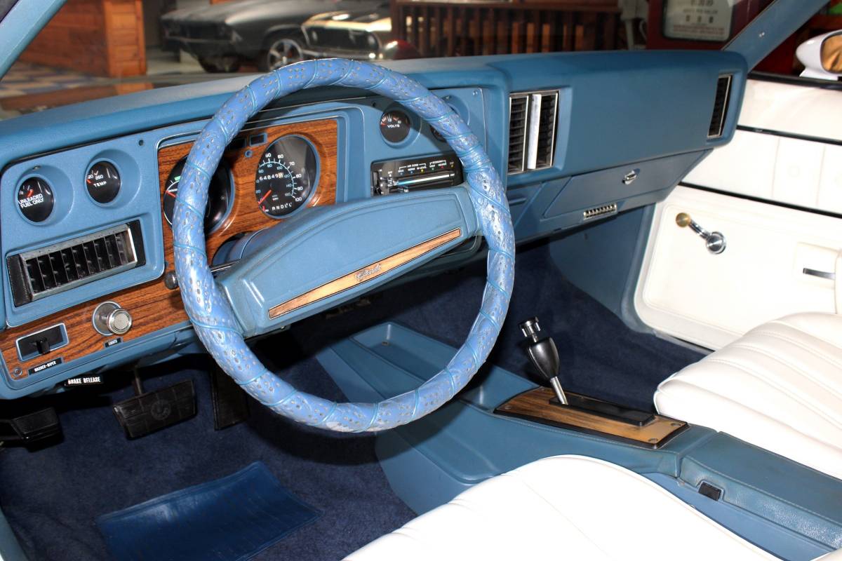 Chevrolet-chevelle-1976-20