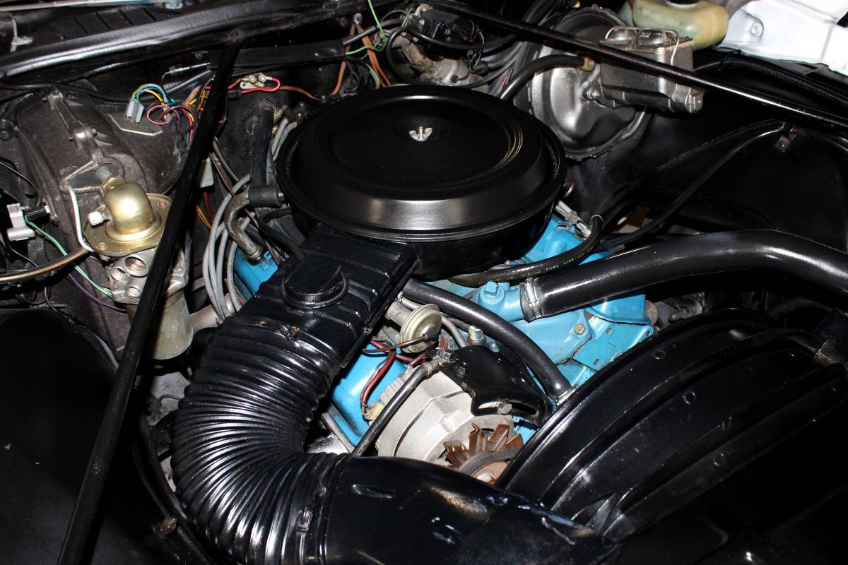 Chevrolet-chevelle-1976-21
