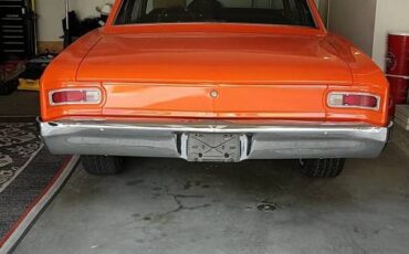 Chevrolet-chevelle-300-1966-orange-10