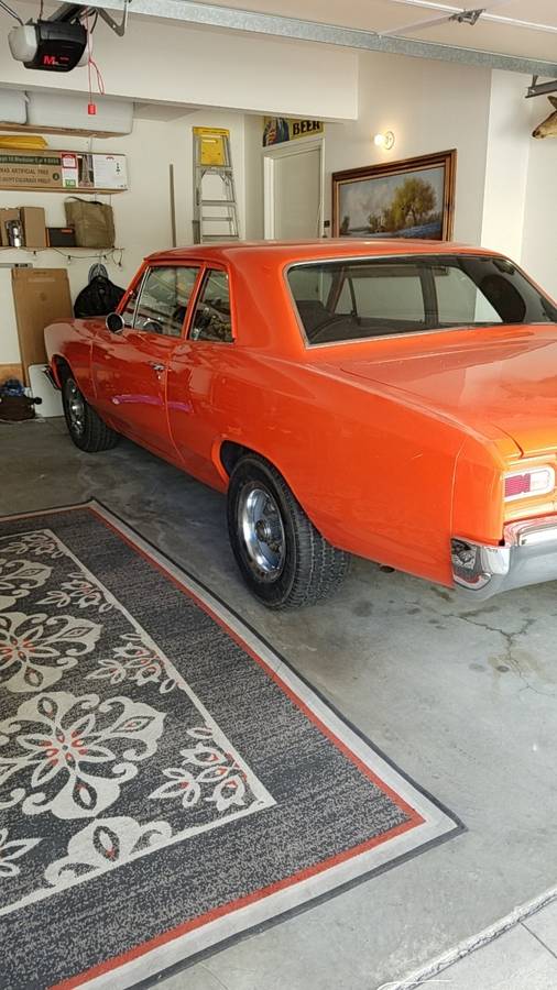 Chevrolet-chevelle-300-1966-orange-11