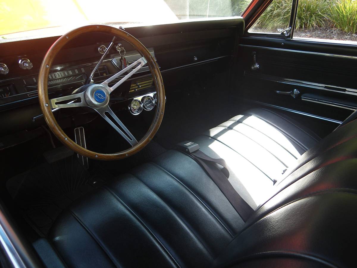 Chevrolet-chevelle-300-1966-orange-14