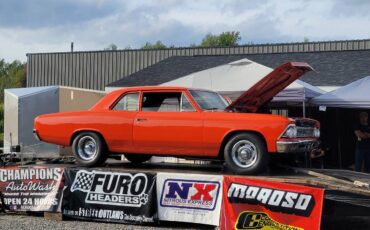Chevrolet-chevelle-300-1966-orange