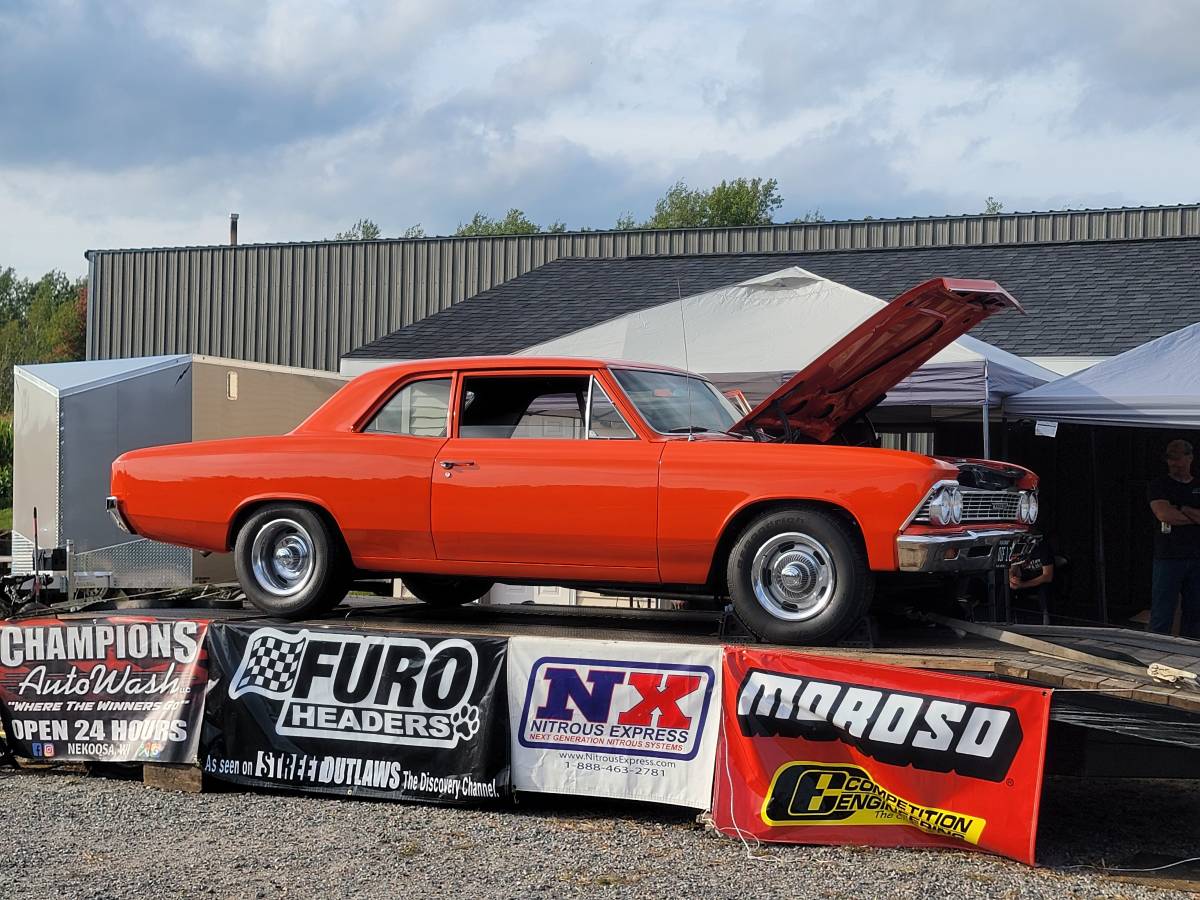 Chevrolet-chevelle-300-1966-orange